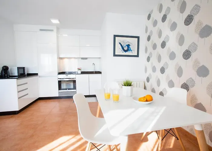 A Laxe * イスラ・デ・アローサ